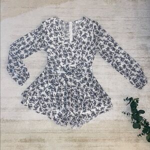 Fashion | Floral Romper